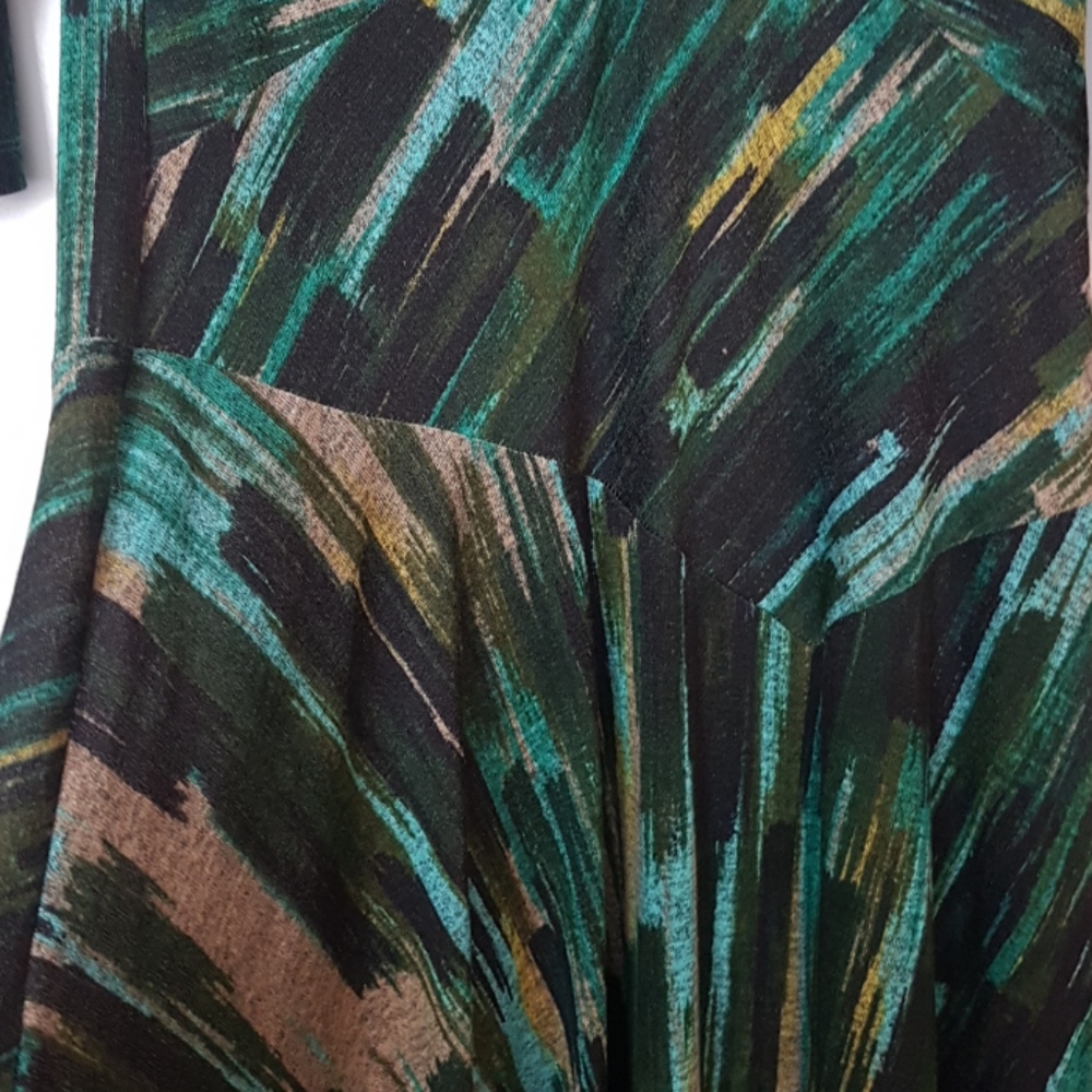 Dress - Picture 4 of 6